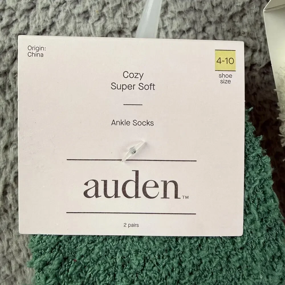 Lot Of 2 -Auden Cozy Super Soft Ankle Socks Womens 4-10 Green Cream 4 Pairs